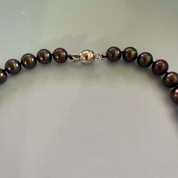 Cultured Pearl Necklace - Picture 5 of 5